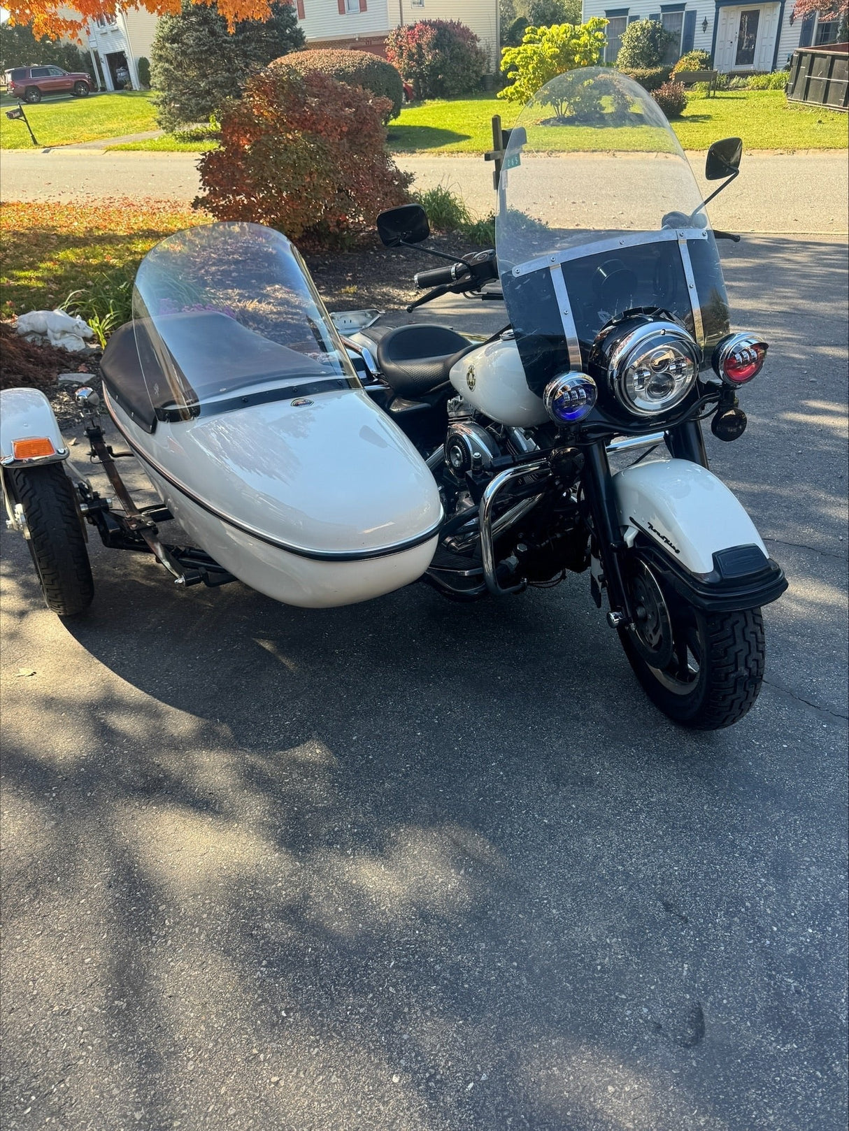 Eagle Lights Color Matched 4.5" Red and Blue LED Passing Lamp Kit for Harley-Davidson® and Others