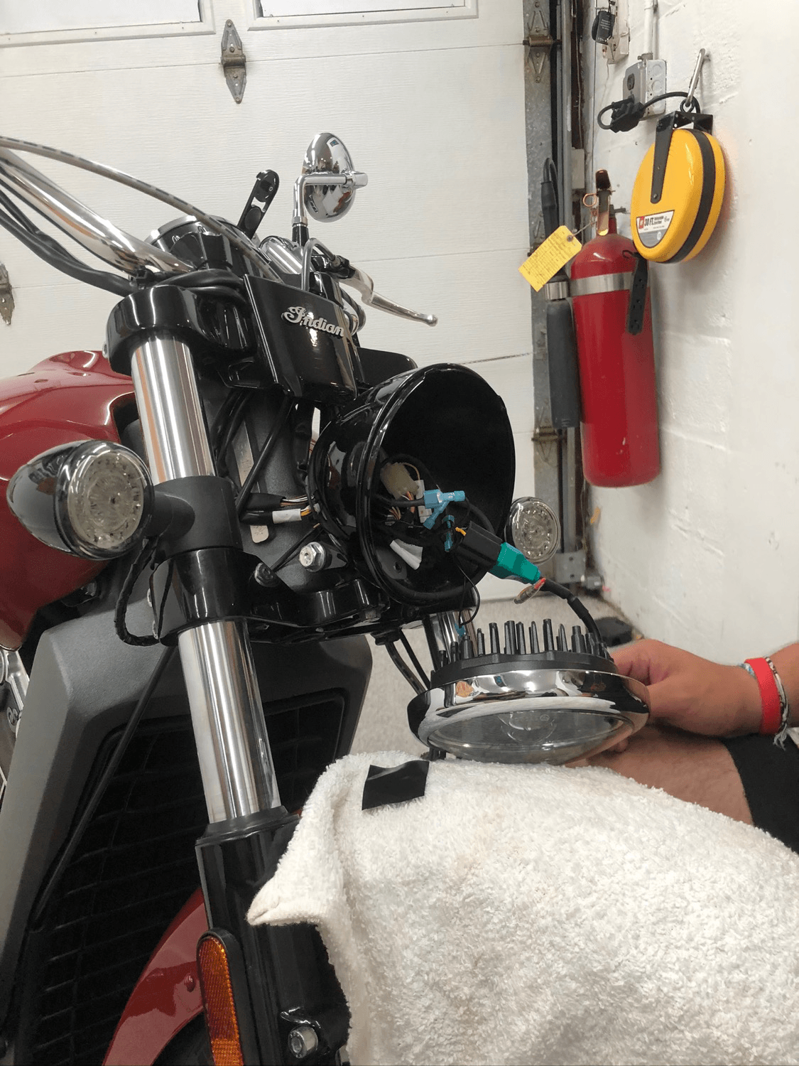 Eagle Lights 5 3/4" 8900 Series Generation III LED Projection Headlight For Indian® Scout, Scout 60, Bobber