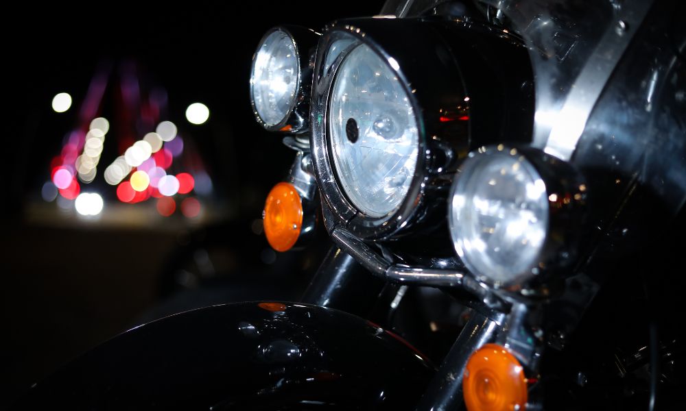 Signs It’s Time To Replace Your Motorcycle Lights