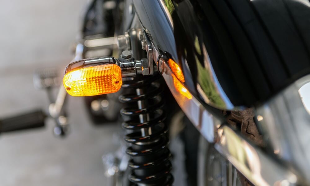 4 Tips for Wiring Turn Signal Lights on Your Motorcycle
