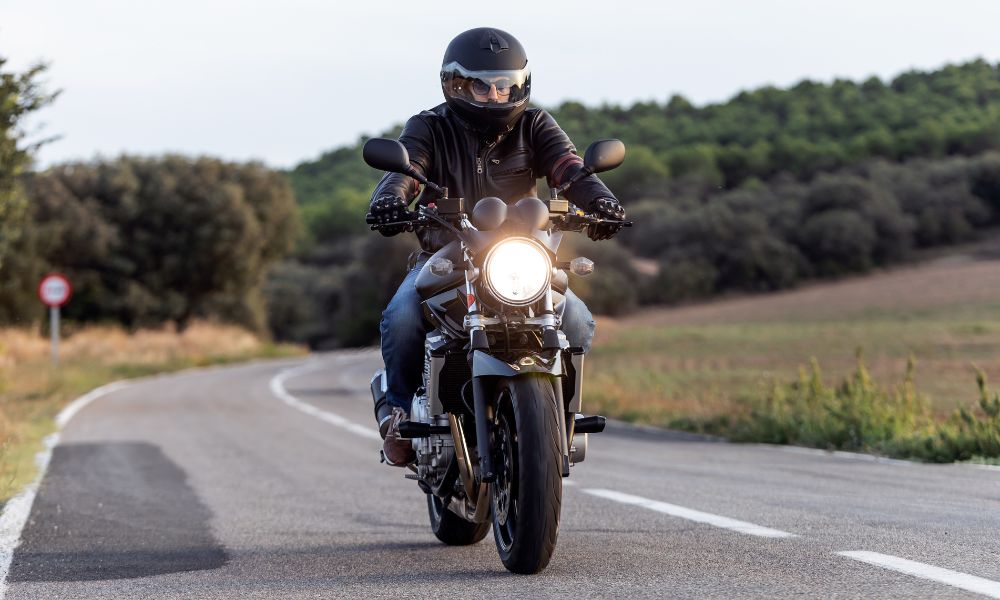 Tips for Cleaning Your Harley Davidson Headlight