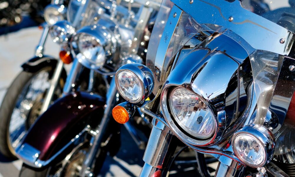 Halogen vs. LED Motorcycle Lights: What’s the Difference?