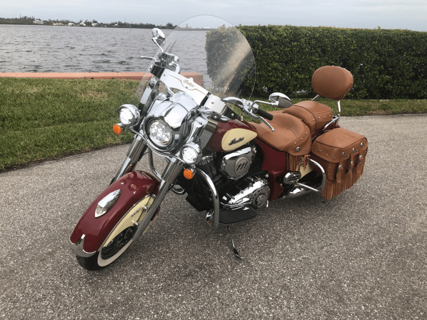 The Indian Chief Vintage Motorcycle EagleLights
