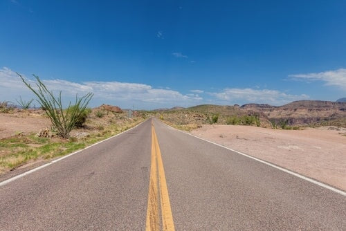 Top Three Scenic Motorcycle Rides in Arizona