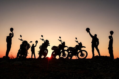 Group Riding Etiquette: How to Stay Safe While Riding with Friends