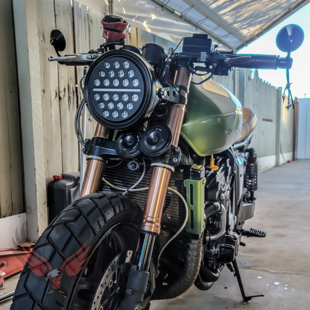 Additional headlight bar & flashing bullet Harley davidson & custom  motorcycle