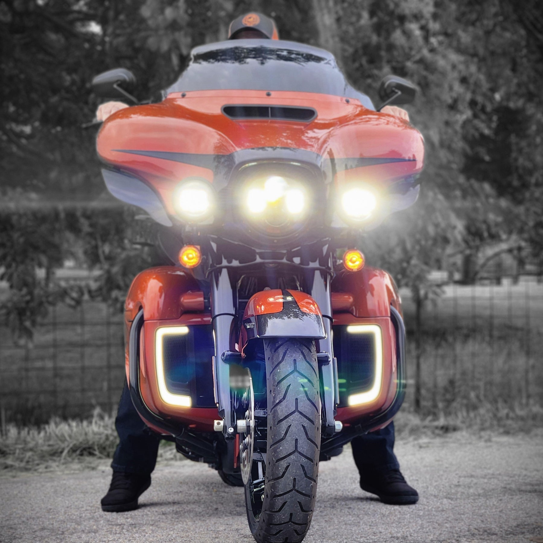 FAR Motorrad LED Blinker Arrow Dark Line Orange LED | Laufblinker | Paar |  E-geprüft | M8