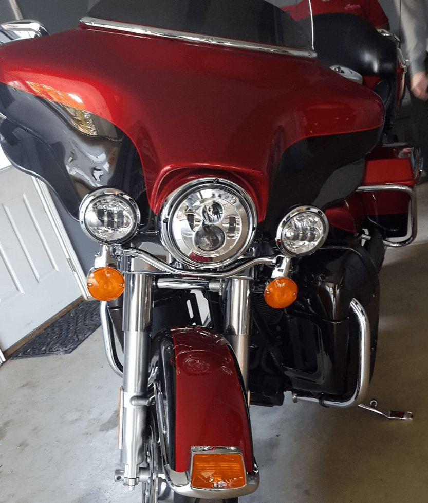 Eagle Lights 7" Round LED Headlight kit for Street Glide, Electra Glide and Harley Davidson Models with Radios