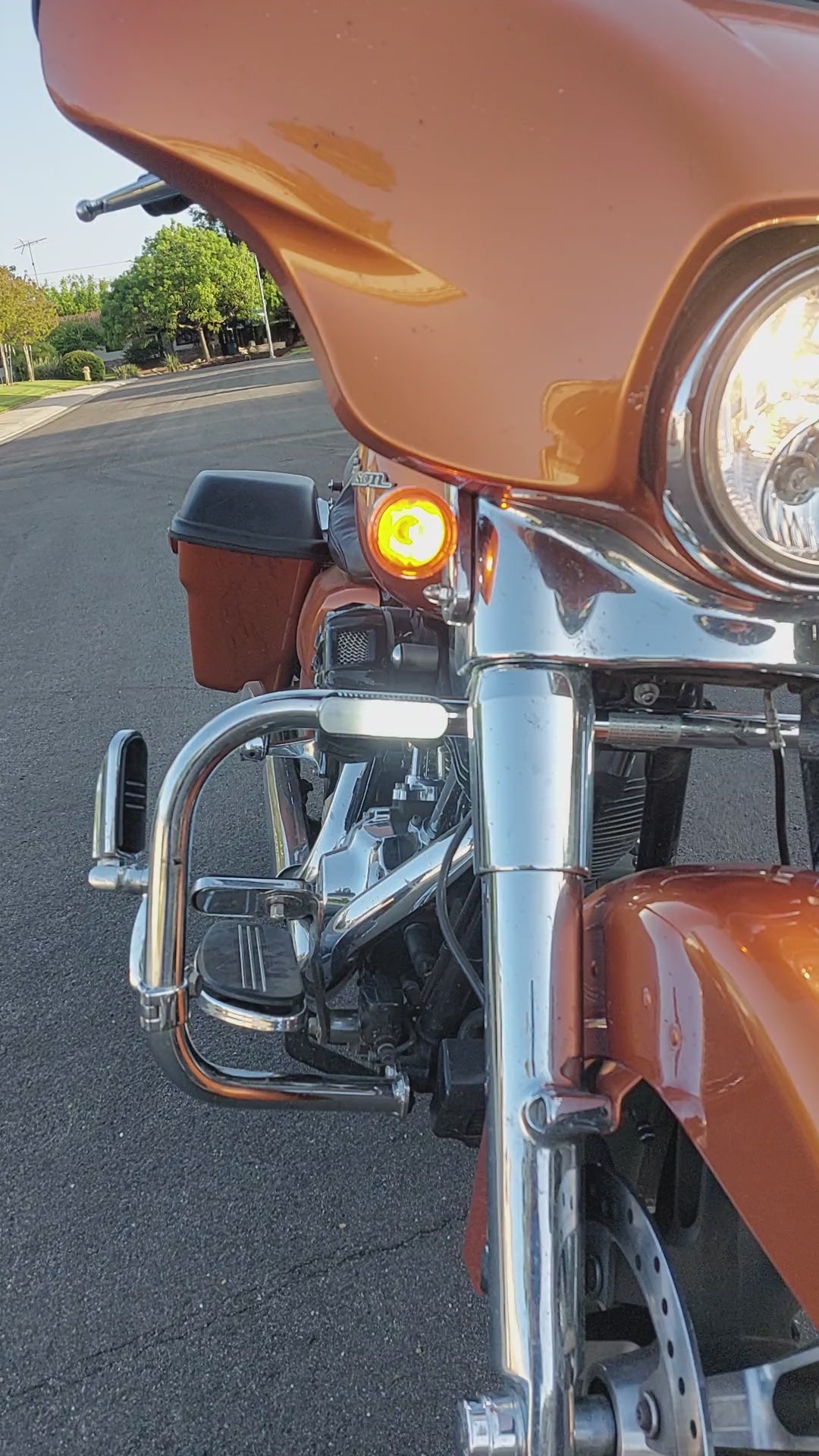 Eagle Lights Bar Mount Turn Signal and White Running Lights for Highway Bars, Handle Bars and Frame Tubes (White Amber LED for Crash Bars Harley Davidson Touring Bikes)